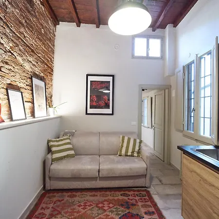 Dante, In The Historic Center Apartment *