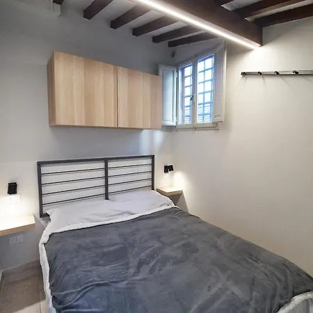 Dante, In The Historic Center Apartment Florence
